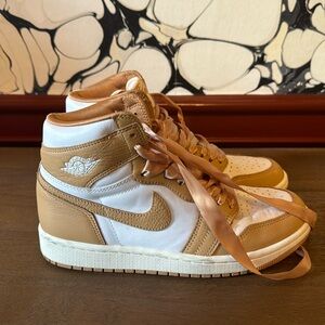 Nike jordans high top